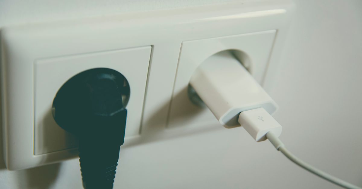 coin-sized device plugged into aircraft hatch