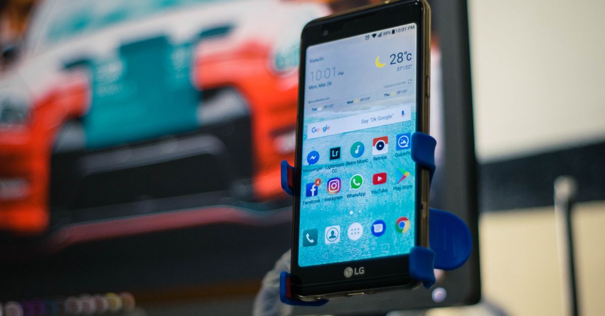 Google’s new features clash with a wave of app malware
