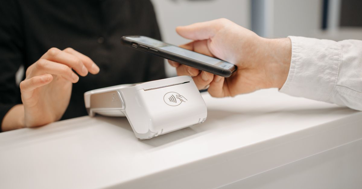 UK regulator forces Apple to open iPhone NFC amid antitrust push